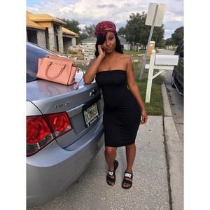 Meet your Posher, Olivia